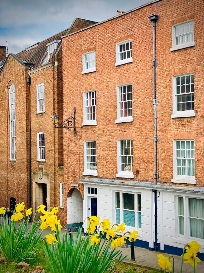 Pass The Keys Superbly Located Handsome Georgian Townhouse Shrewsbury Exterior photo